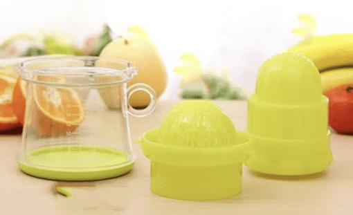 Juicy Machine Handmade Mini Baby Easy Fruit Juice Juicer - Image 3